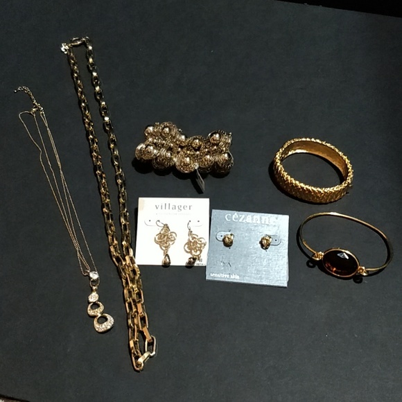 🌞FIRM 7 Piece Jewelry Set Gold Mixed Lot - Picture 1 of 8